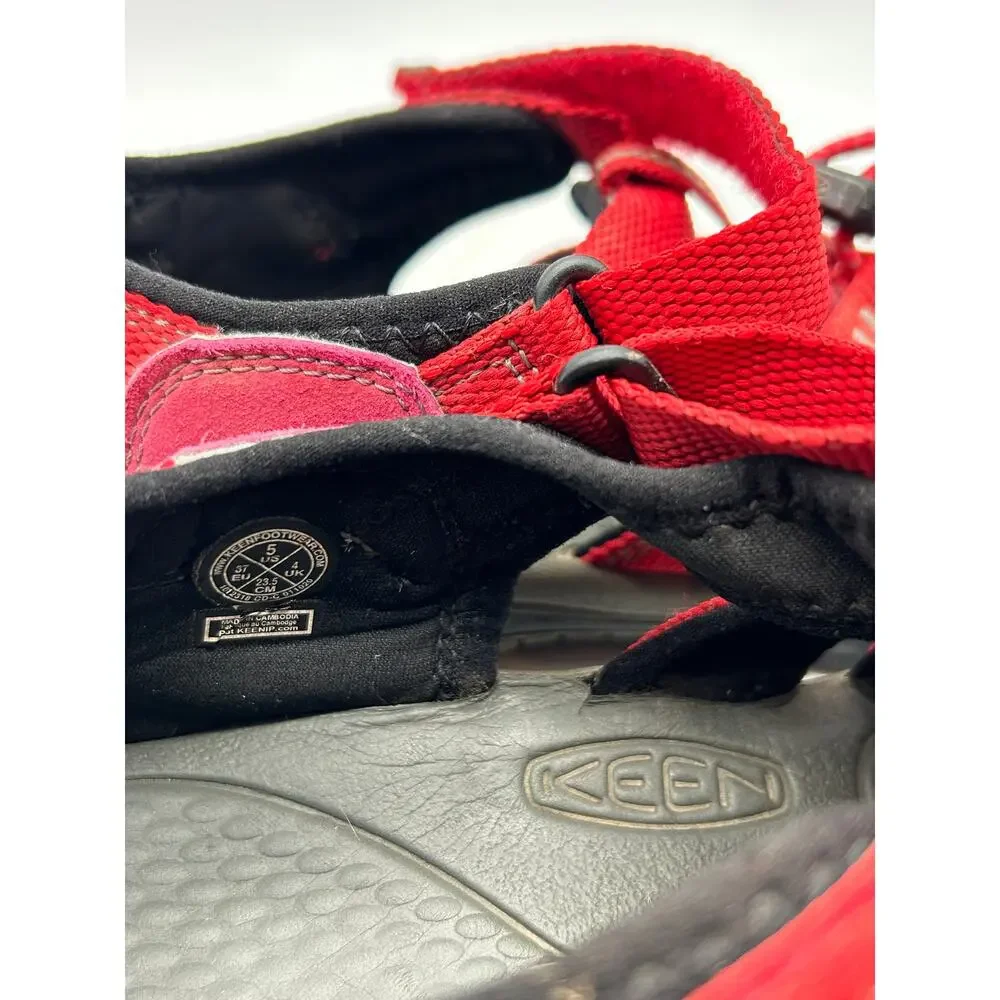 Keen Newport H2 Sandals Kids Size 5 EU 37 Red Bungee Toggle Water Shoe Outdoor